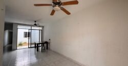 Casa en renta Pury