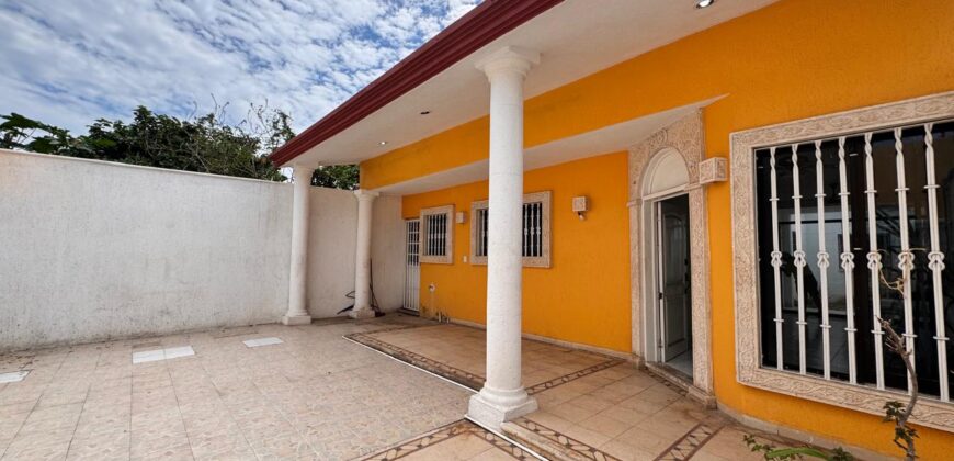 Casa en renta Pury
